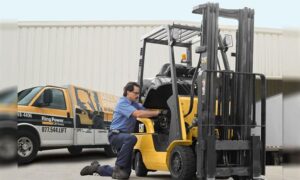 علت حرکت نکردن لیفتراک دیزلی
